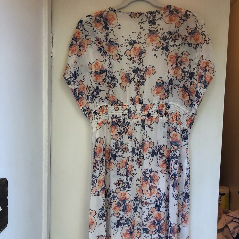 3/$20 COZY CASUAL☀️Summer Floral Duster NWOT - Picture 10 of 13